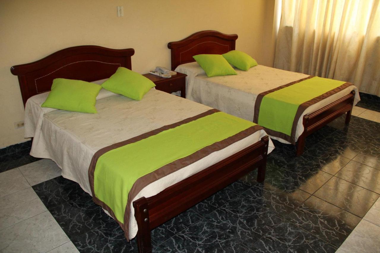 נייבה Hotel Dinastia Real Neiva מראה חיצוני תמונה